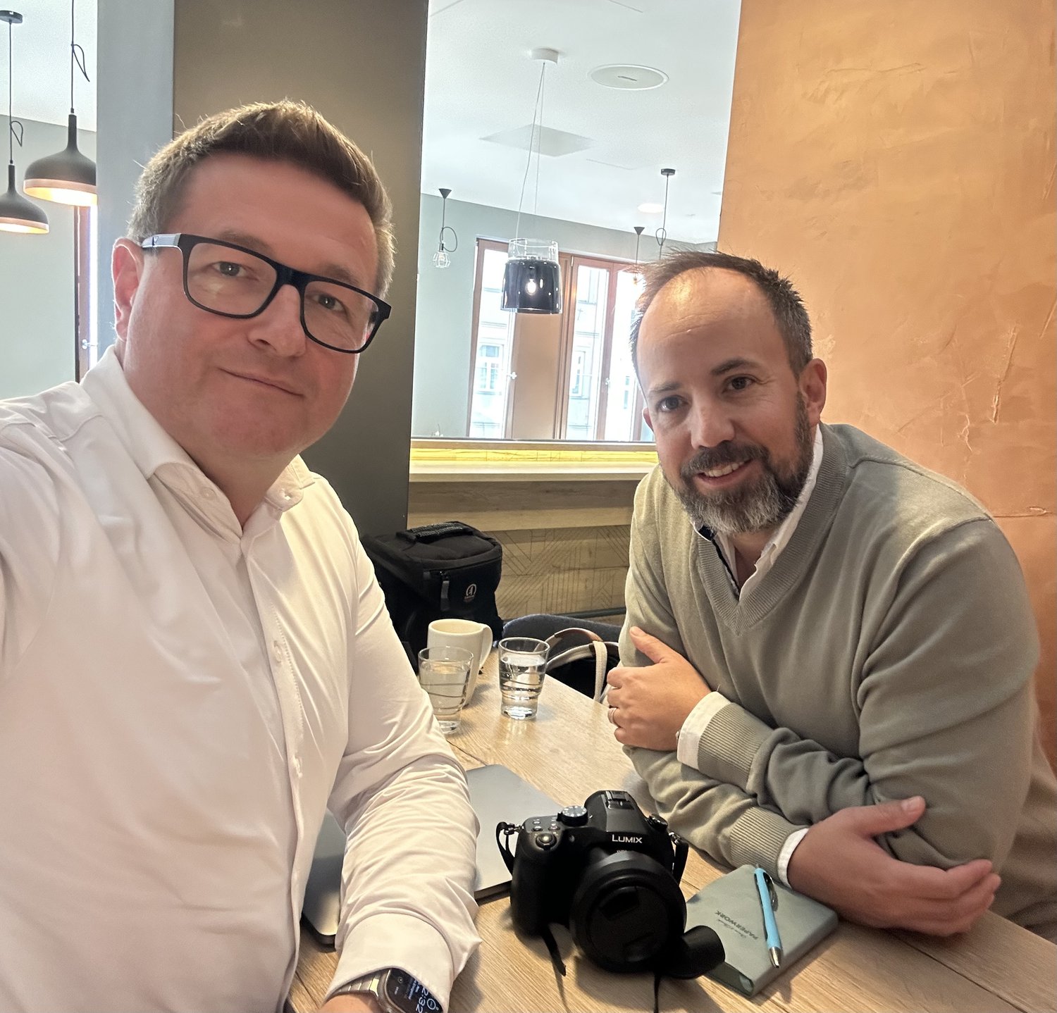 Thorsten und Derek, die Gründer von FiftyForward